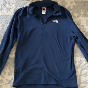 North face pullover